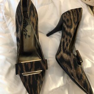 Lanvin animal print bow heels Flawless! sz 38.5 Italy